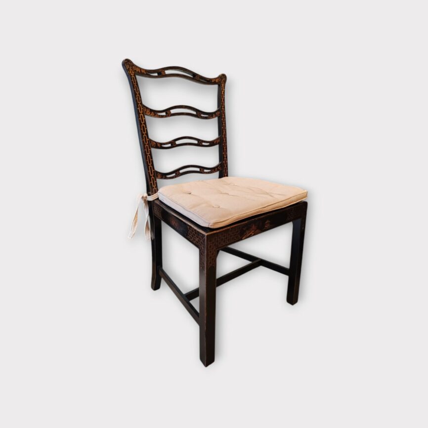Silla Chippendale