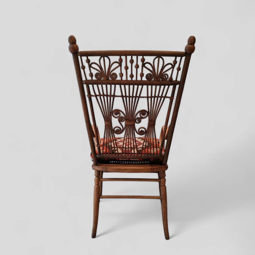 Sillon de haya y ratan dorso
