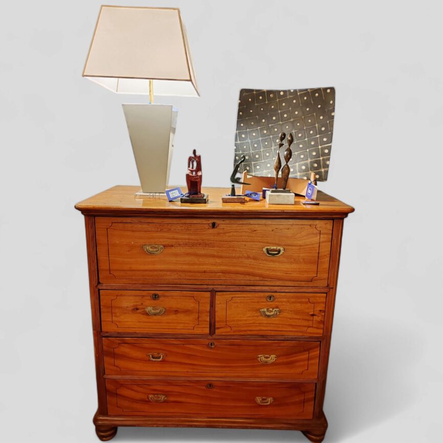 Military chest de época georgian