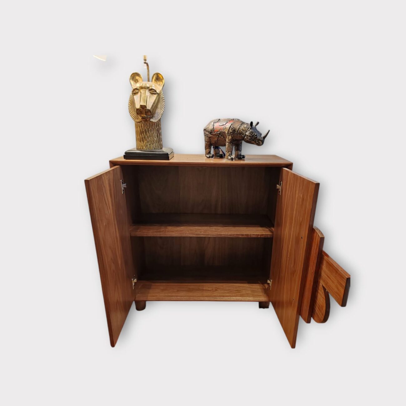 Mesa de guardado Shangai abierta