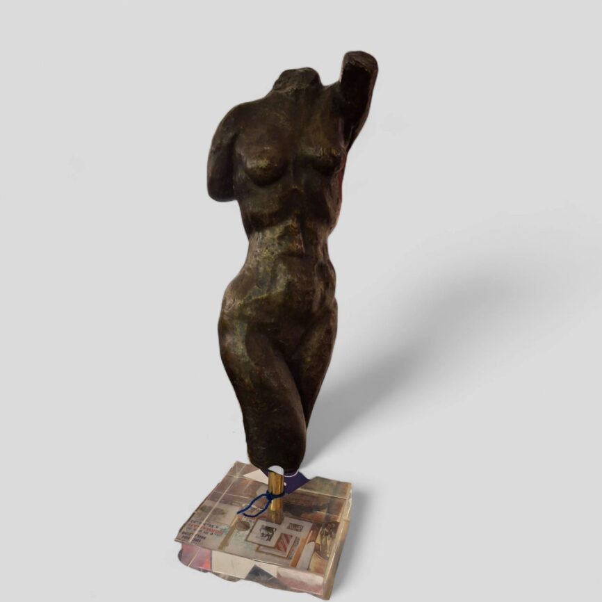 Torso de Mujer