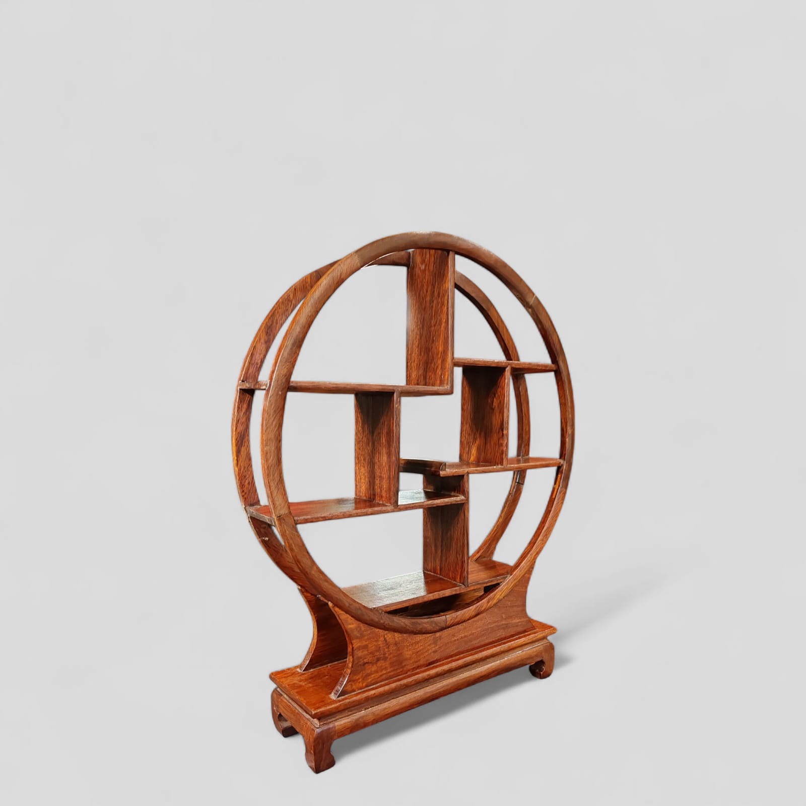 Maqueta de una repisa circular china