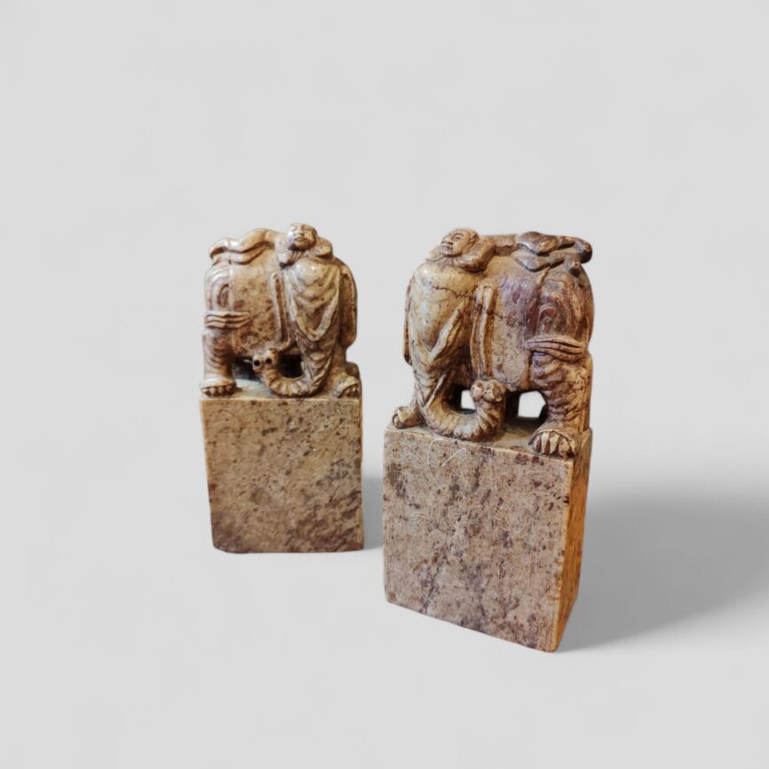 Par de aprieta libros 1